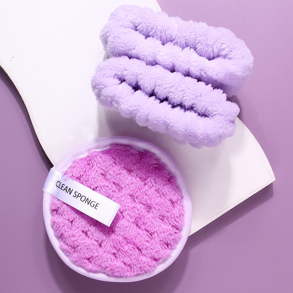 Explosiones transfronterizas desmaquillaje triángulo pulgar polvo conjunto correa de cabello combinación de huevo de maquillaje lavado de la cara esponja absorción correa de muñeca