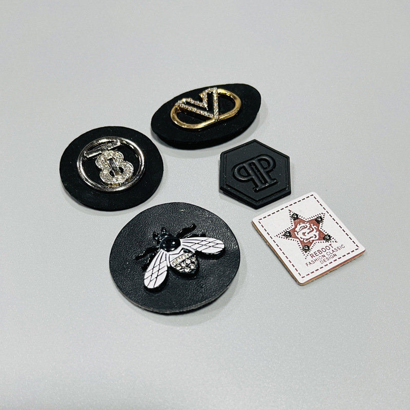 金属皮标752958.jpg