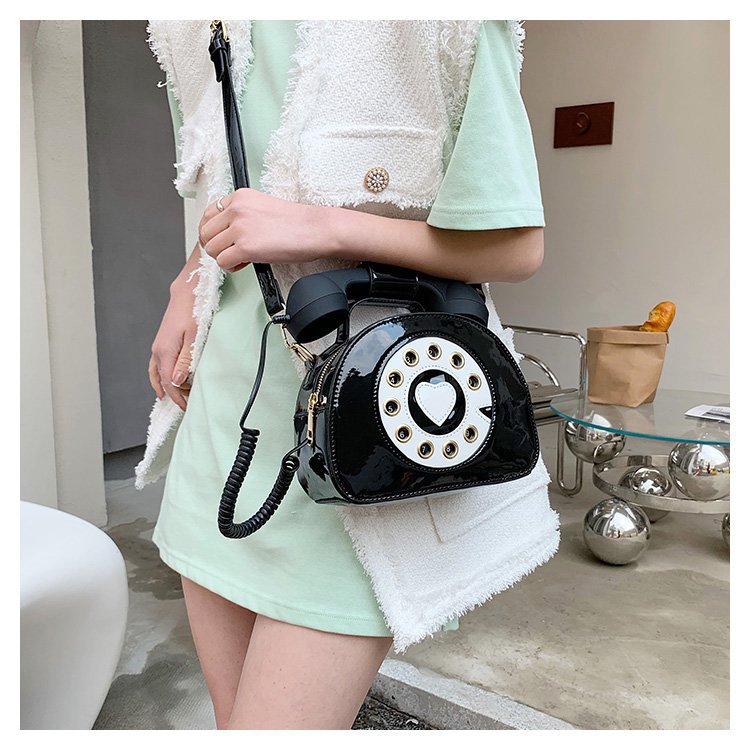 504g Weight Polyester Lining Material Zipper Closure Type Single Shoulder Strap Strap Type Circle Bag Bags Type Pu Leather Material Solid Color Pattern Vintage Style Style Round Shape Rose Red, White, Pink, Purple, Red, Yellow, Black Color Medium Size Medium Pu Leather Vintage Style Circle Bag 72