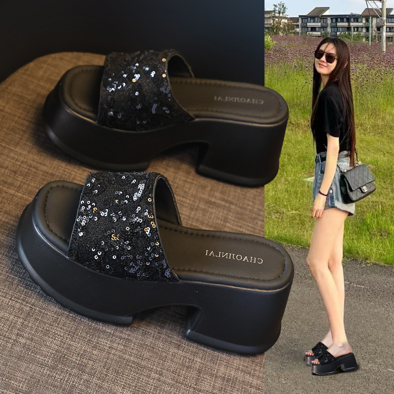 Dép lê hở ngón đính sequin thời trang đế dày độn cao HC9506-11 — Màu đen, Màu bạc