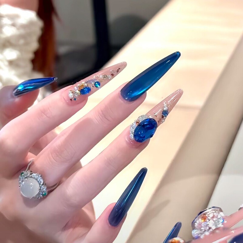 Star Blue Aurora Sapphire Diamond Flashing Cat Eye French Style Whitening Handmade Wearable Nail Art Stickers Autumn Winter New Year Edition Star Blue Aurora Sapphire Diamond Flashing Cat Eye French Style Whitening Handmade Wearable Nail Art Stickers Autumn Winter New Year Edition
