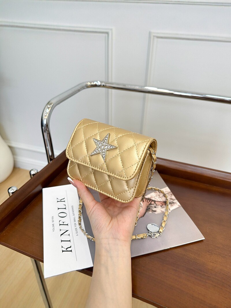 Lujo ligero Lingerie mini bolso cuadrado para mujeres 2026 nueva cadena mochila de moda estrella decoración mini bolso de hombro
