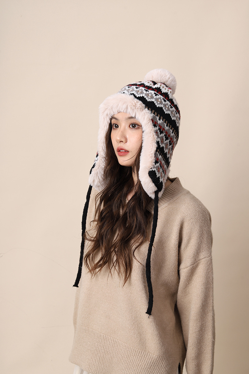 Knitted women in autumn winter, thickened warm, highlighting face and small ear protection, plush for cycling, cold_voghion.com