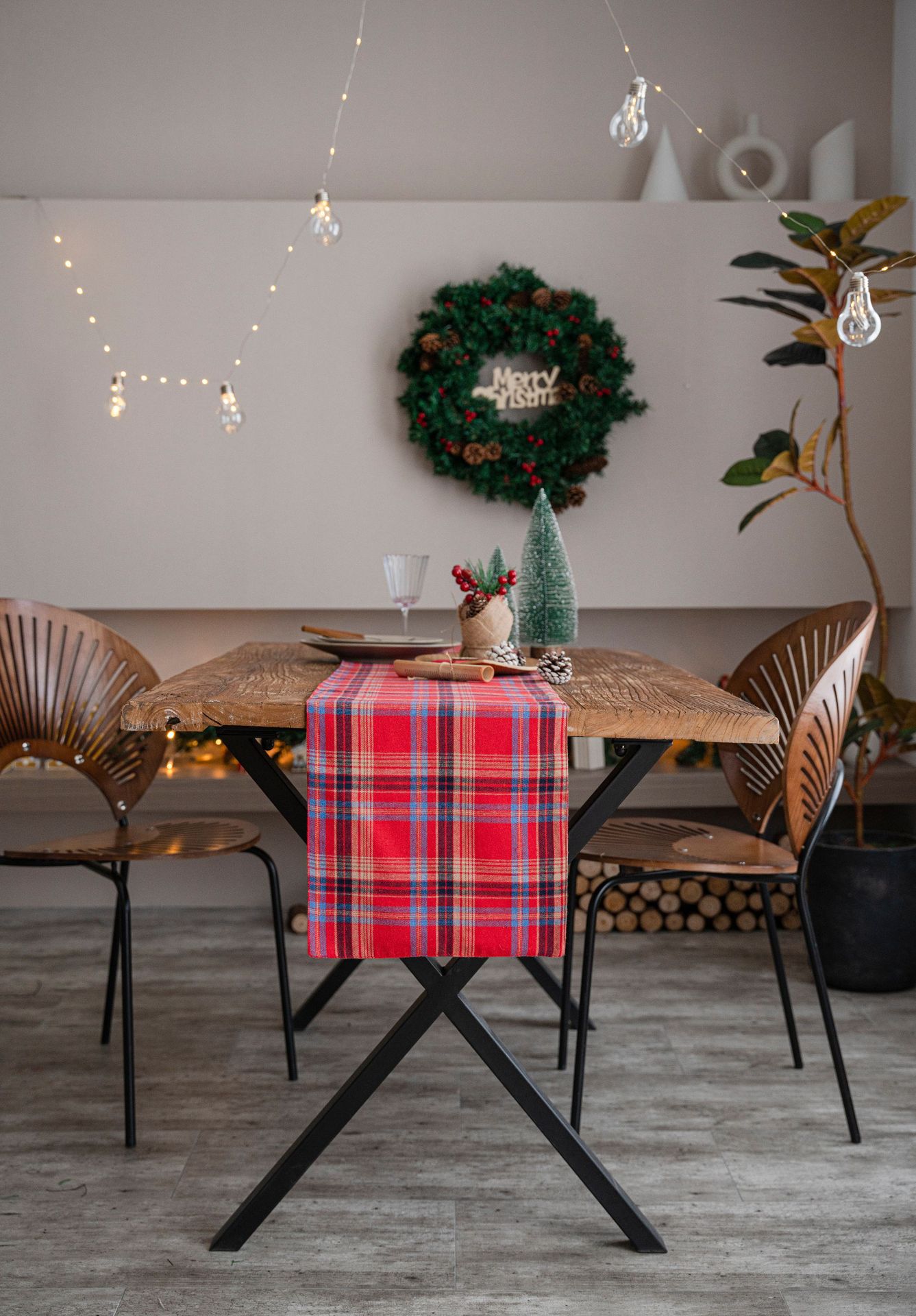 红色圣诞格桌旗