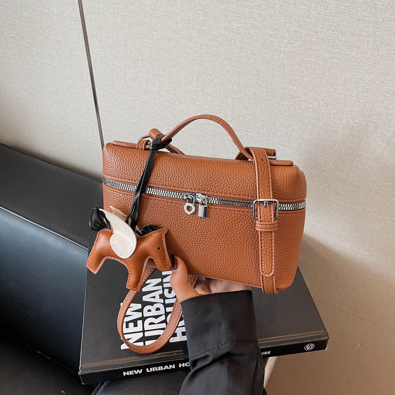 Korean Style High-End Small Square Handbag for Women 2026 New Trendy Fashionable Casual Shoulder Crossbody Box Bag Korean Style High-End Small Square Handbag for Women 2026 New Trendy Fashionable Casual Shoulder Crossbody Box Bag