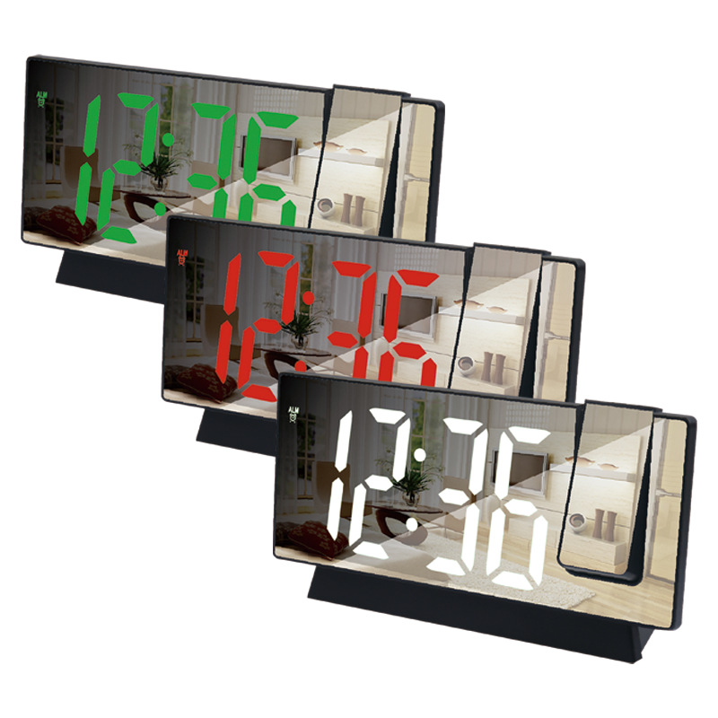 ͶӰʱ���¿�LED�������Ӷ๦������������߼��е����Ӿ���̨��