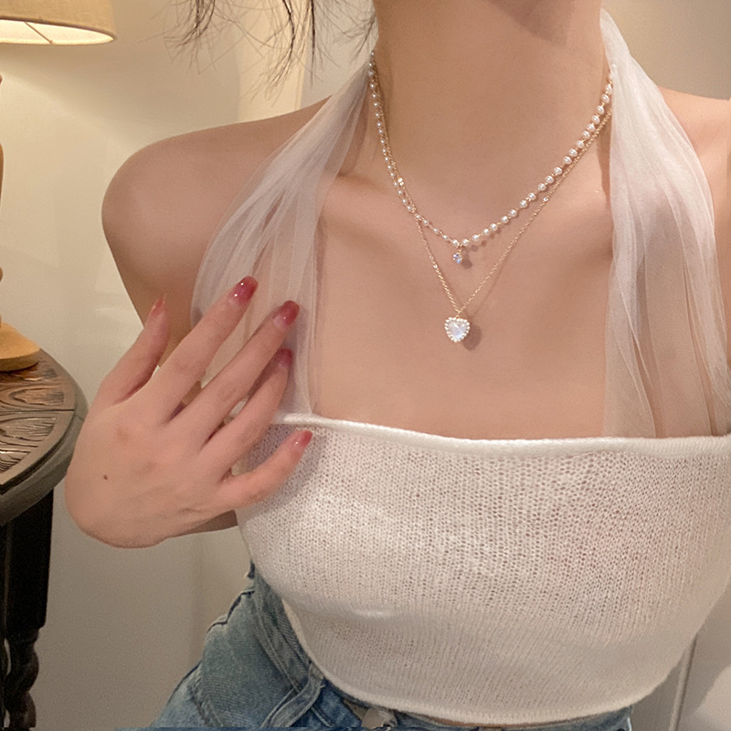 5634401