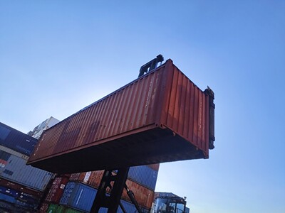 Shanghai Pier Sell Used Container 20GP 40HQ Second-hand sea containers,High recovery SOC Box