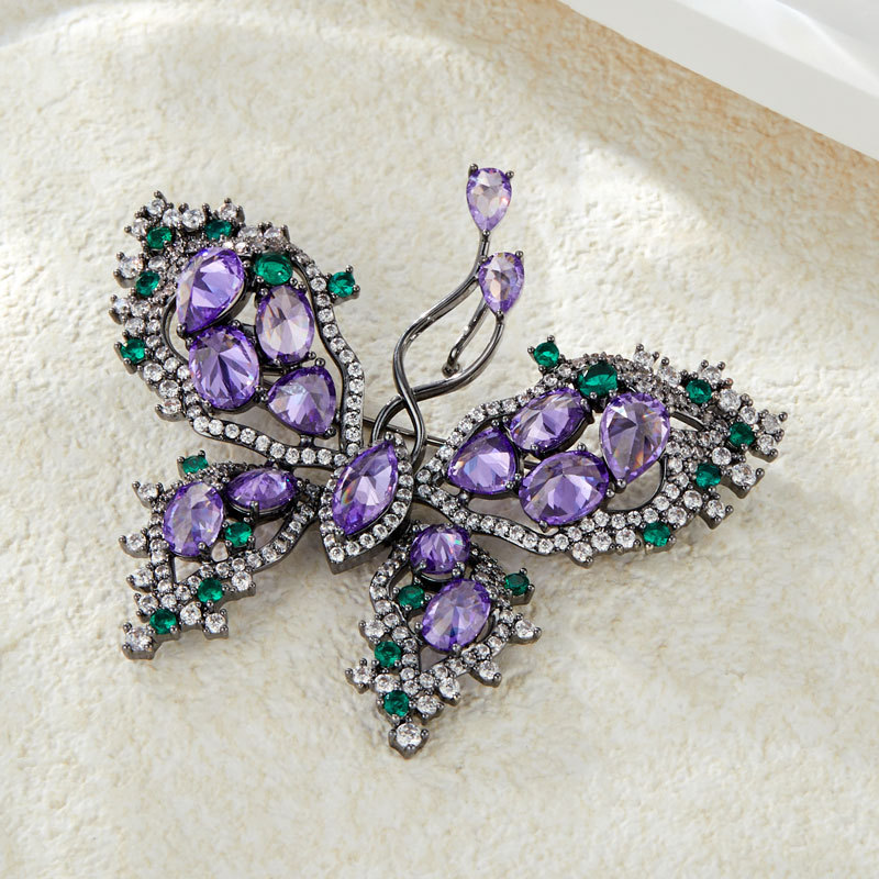 Luxurious and High-End Purple Zircon Butterfly Brooch, Gorgeous Palace Style Dual-Purpose Pendant Corsage Hot Style Pin
