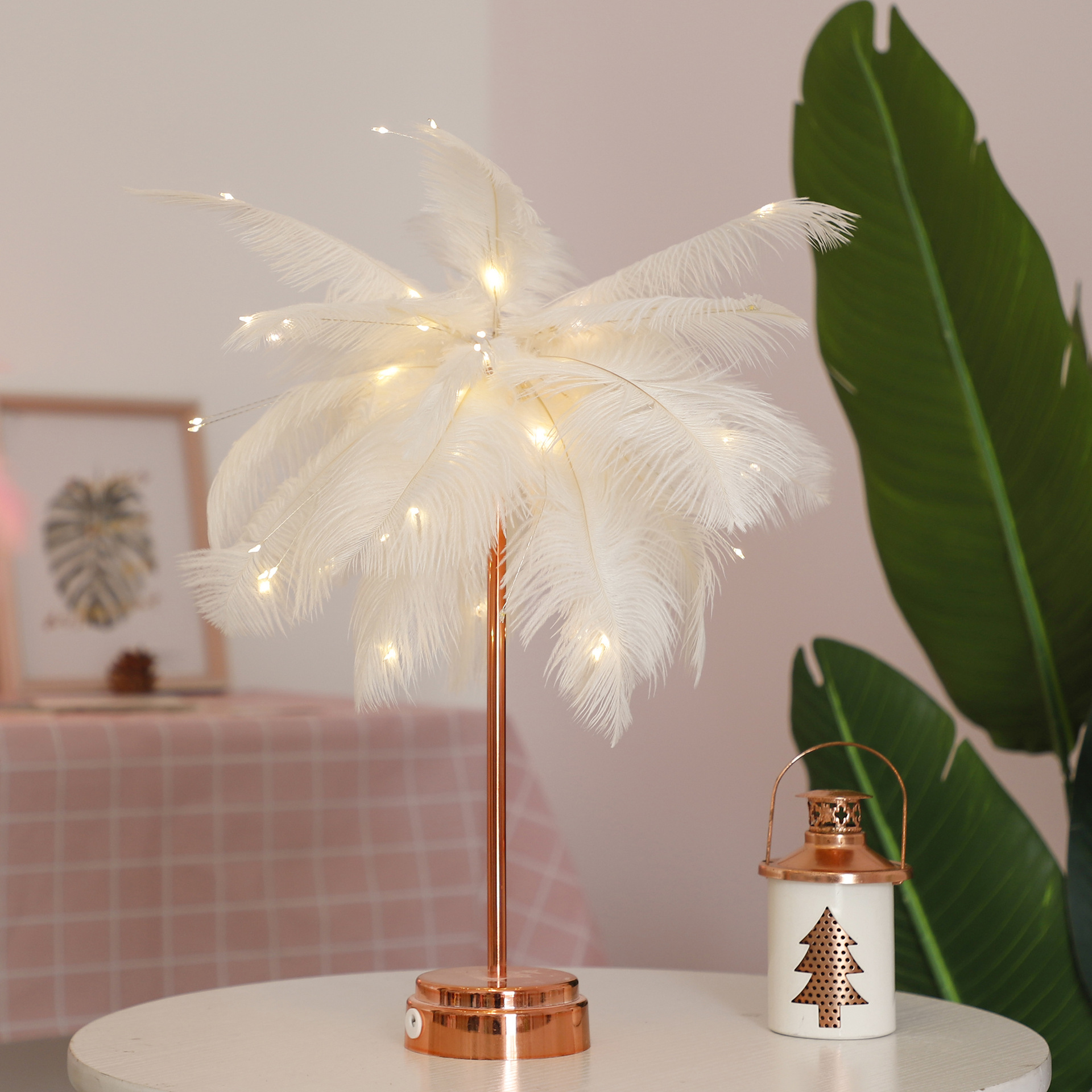 Lámpara de plumas lámpara de mesa lámpara de alambre de cobre diente de león ins lámpara de mesa de plumas Internet celebridad habitación romántica Lámpara decorativa Cadena de luz nocturna