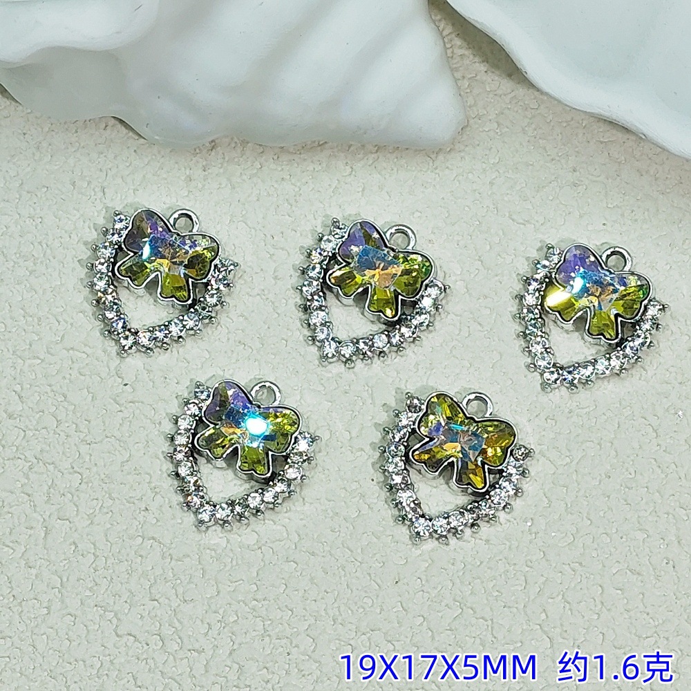 Exquisitos accesorios de joyería colgante de diamante de alta protección ultravioleta al por mayor collar DIY artesanal colgante de materiales de ropa de pulsera