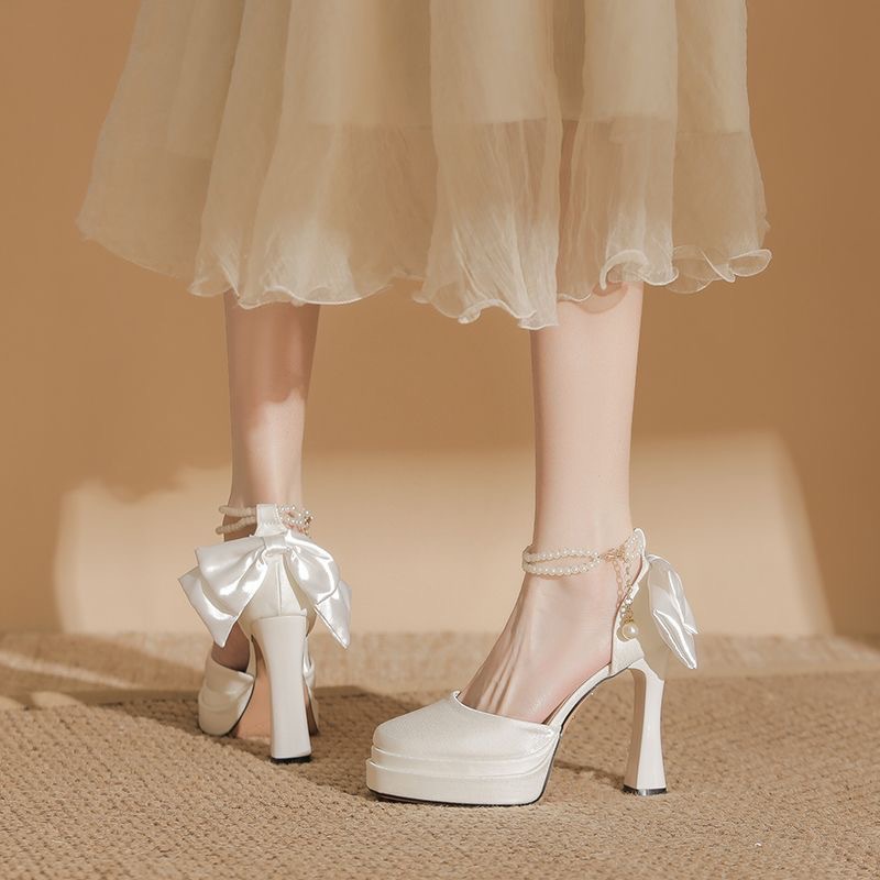Elegant autumn fashionable shoes