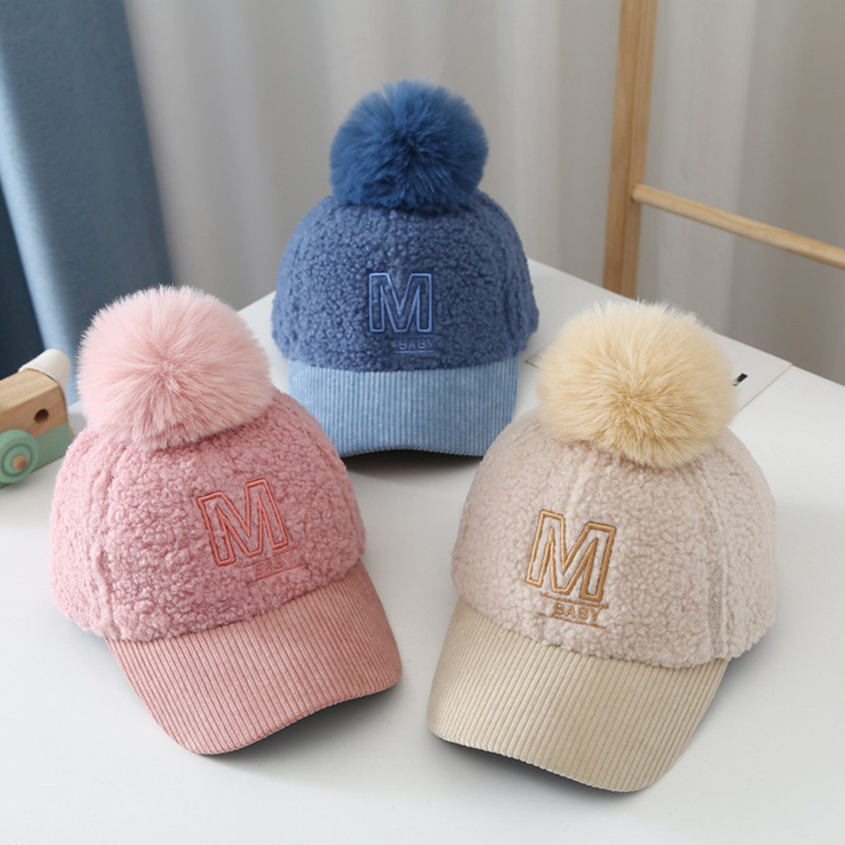 Korean Children's Embroidery Letters Teddy Wool Baseball Cap Wholesale Nihaojewelry display picture 1