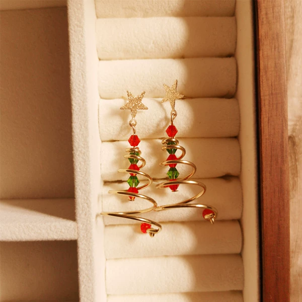 Main picture: A pair of silver needles