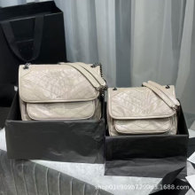 ����ְ���Ů�¿�niki���ٴ���ϞƤ�]����͹�朗l�����˰�б���