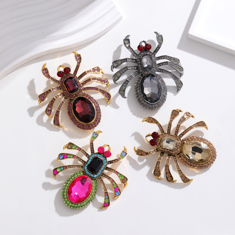 38g Weight Rhinestones, Glass Inlay Material Brooches Classification Zinc alloy Material Halloween Festival Spider Pattern Exaggerated Pin Spider Zinc Alloy Plating Inlay Rhinestones Glass Unisex Brooches 2