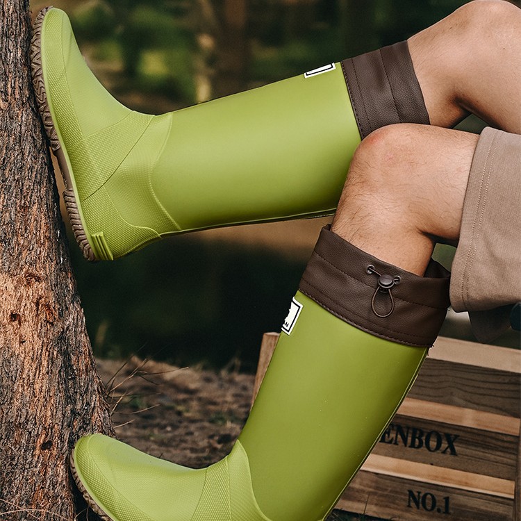 Foreign Trade Thickened New High-Top Rain Boots for Women and Children, Rainforest Hiking Boots, Non-Slip Waterproof Rainforest Hiking Rain Boots