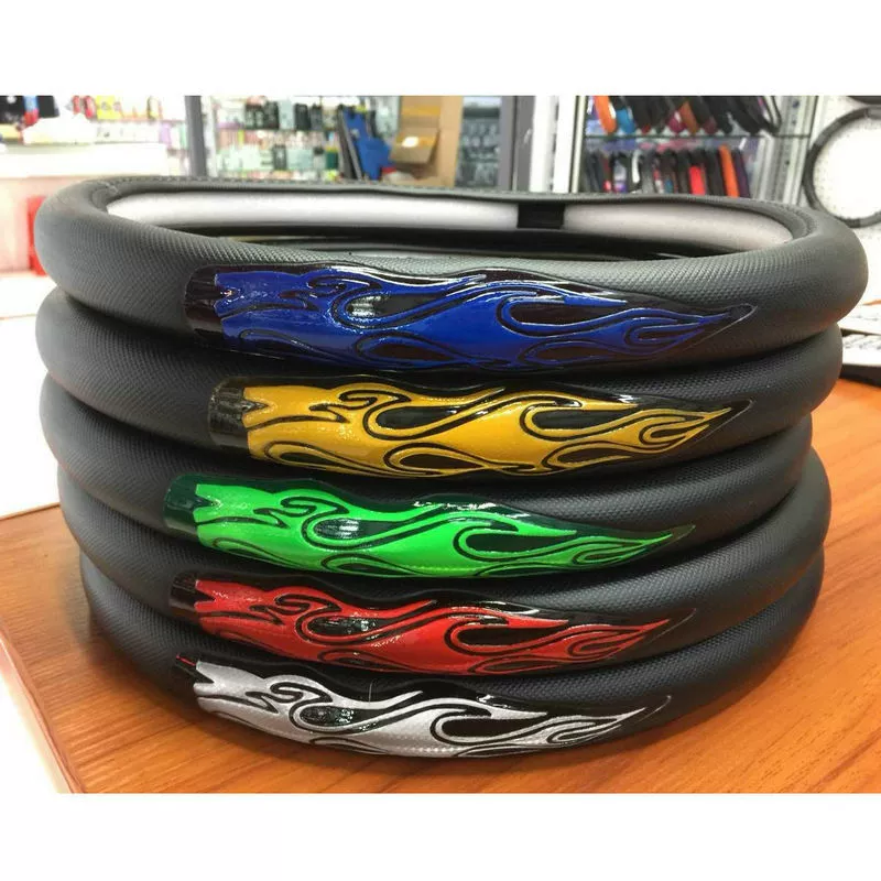 Фабрика Оптовая Мода крутая ПУ светоотражающая пленка крышка рулевого колеса круглая ручка автомобиля крышка Защитная крышка на заказ