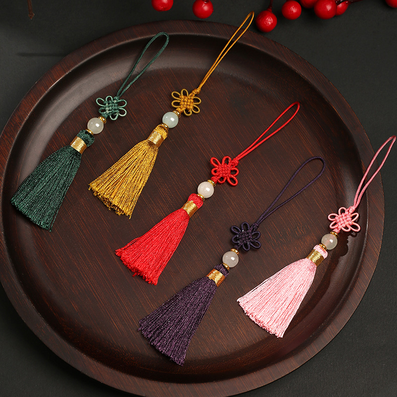 Dragon knot factory direct sale handmade bookmark tassels Chinese knot small tassels comb invitations hanging tassels jade tassels