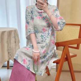 2026年新中式苎麻印花连衣裙女夏季改良旗袍宽松文艺七分袖中长裙