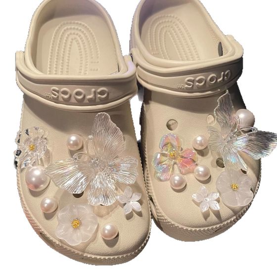 Girl's Heart Transparent Butterfly Hole Shoes Shoes Flower Water Advanced Sense Upper Decorative Buckle Removable Hole Shoes Buckle