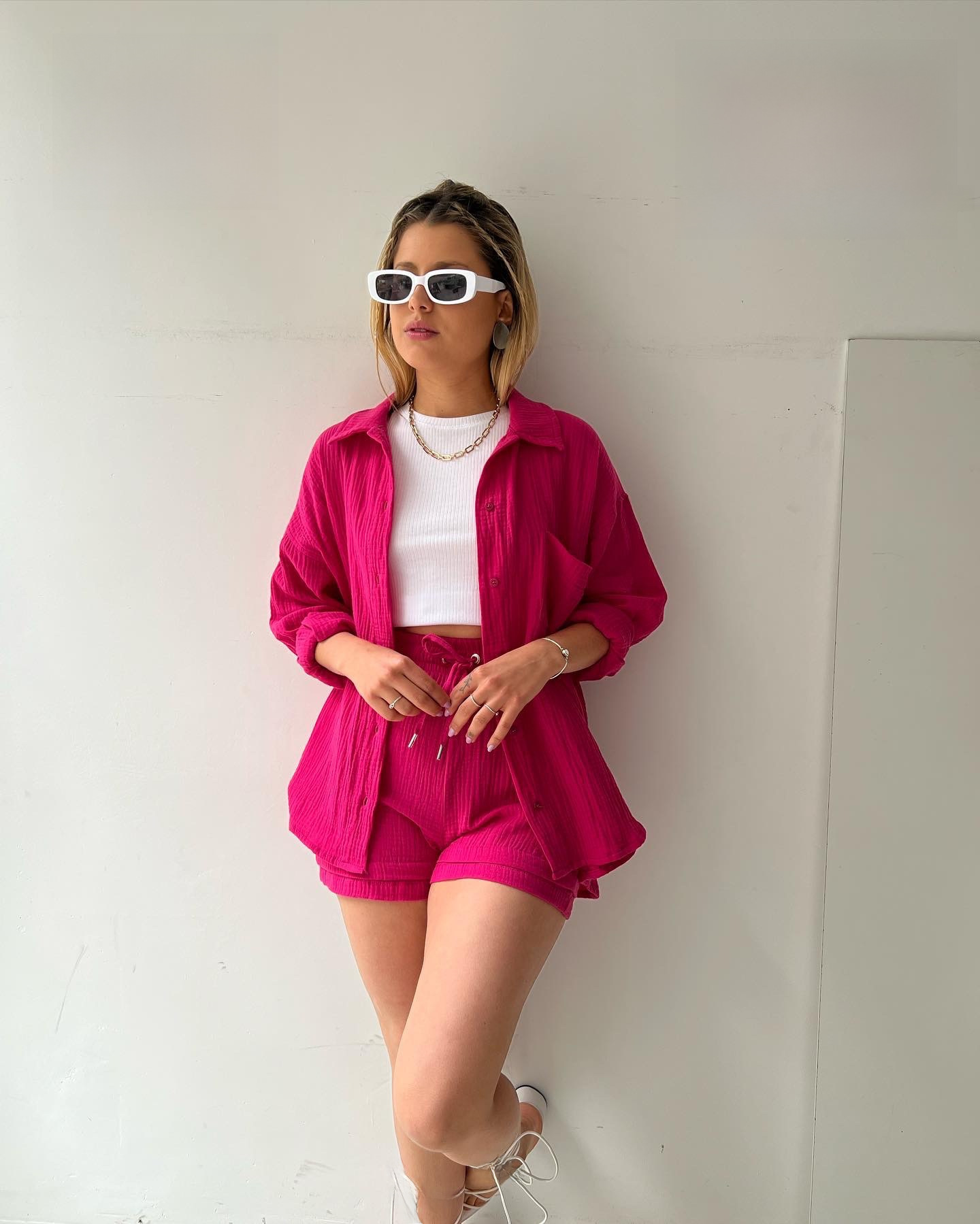 2023  European and American Women's Wrinkled Lapel Long Sleeve Shirt High Waist Drawstring Shorts Fashion Casual Two-Piece Set_voghion.com