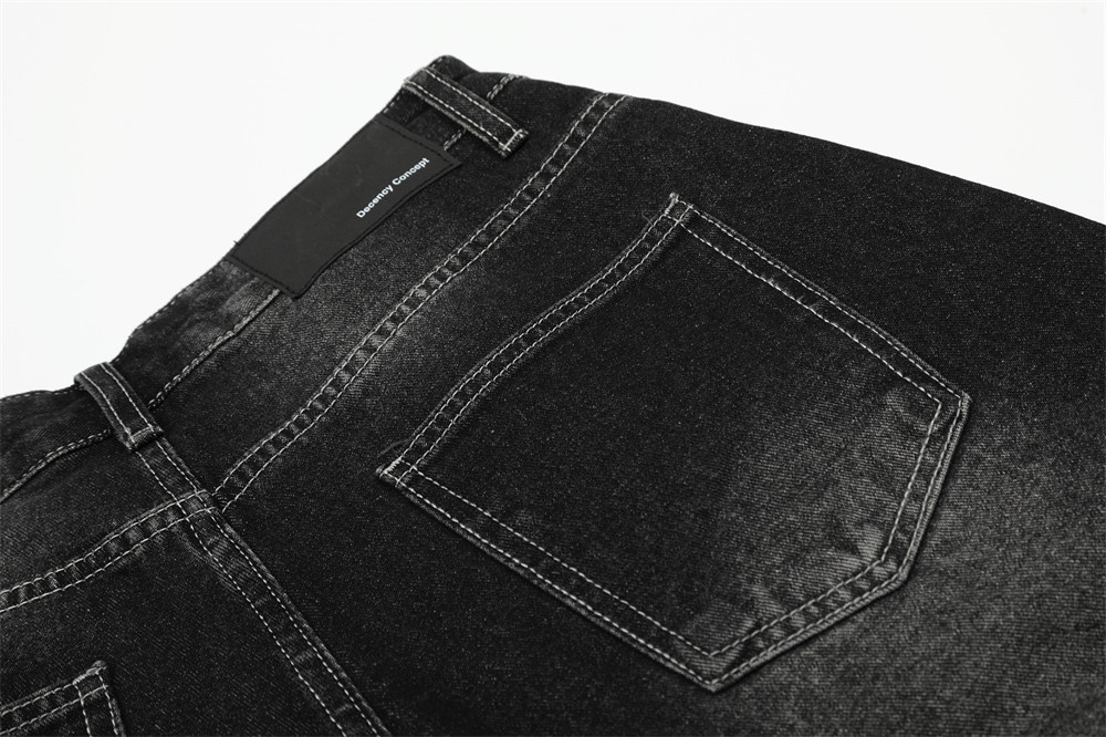Pantaloncini di jeans camo patchwork da uomo effetto distressed_voghion.com