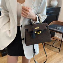 �W���r�г����͹ńP��Ů��2025���¿�ĥɰ�|�Іμ�б���������Ů