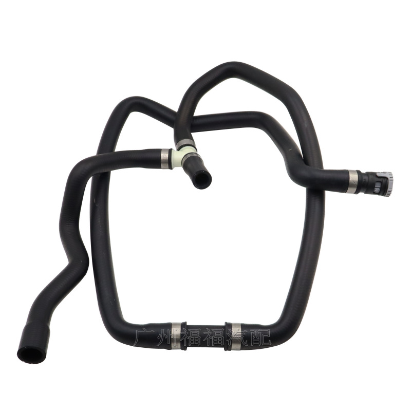 Bv6118K580Kkhg Is Suitable for Ford Focus Mk3 2.0L Engine Heater Water Pipe Three-Way Hose