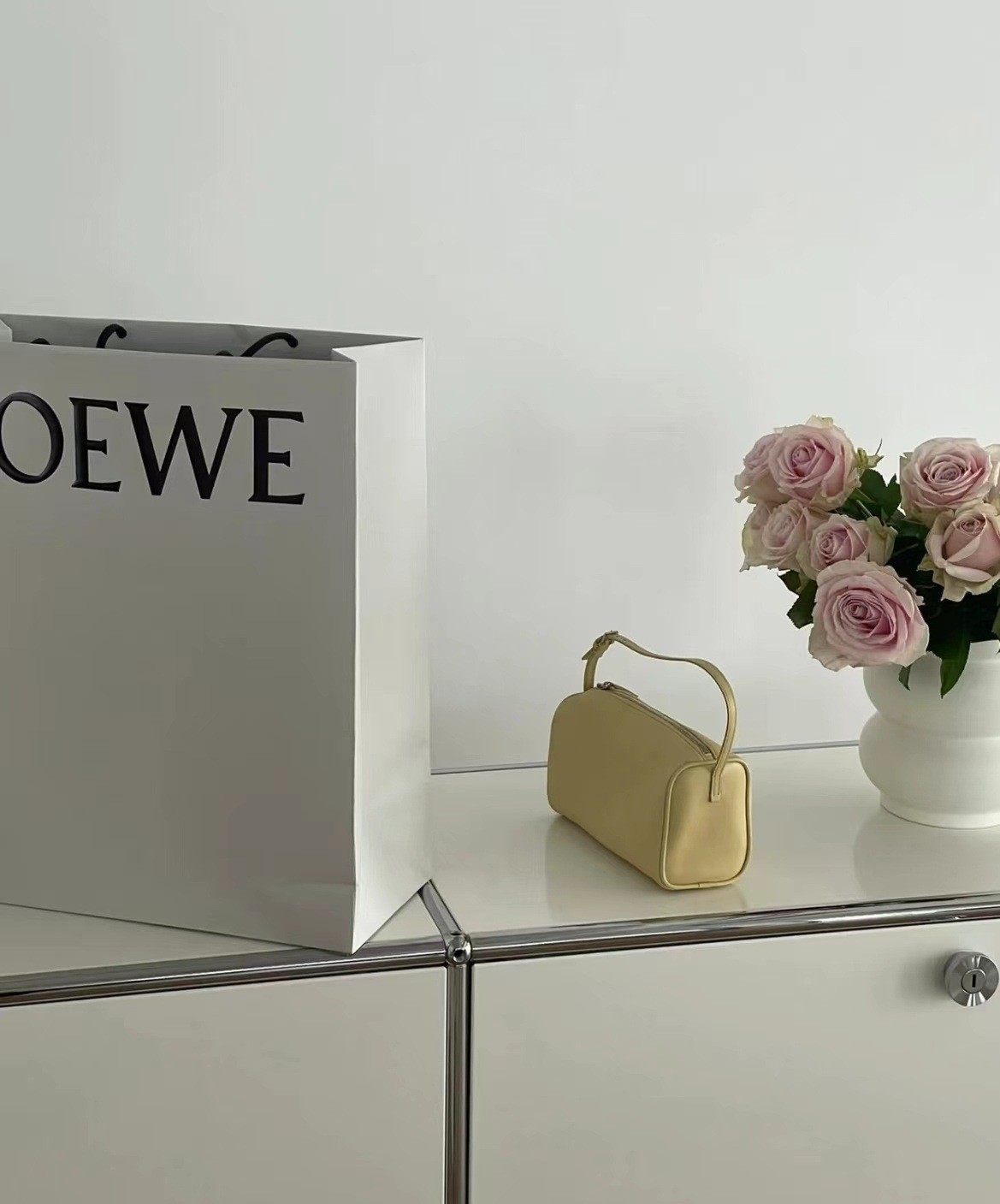 2024韩版小众牛皮包笔筒包90s迷你简约单肩斜挎圆筒包真皮笔袋包 - Thumbnail 12