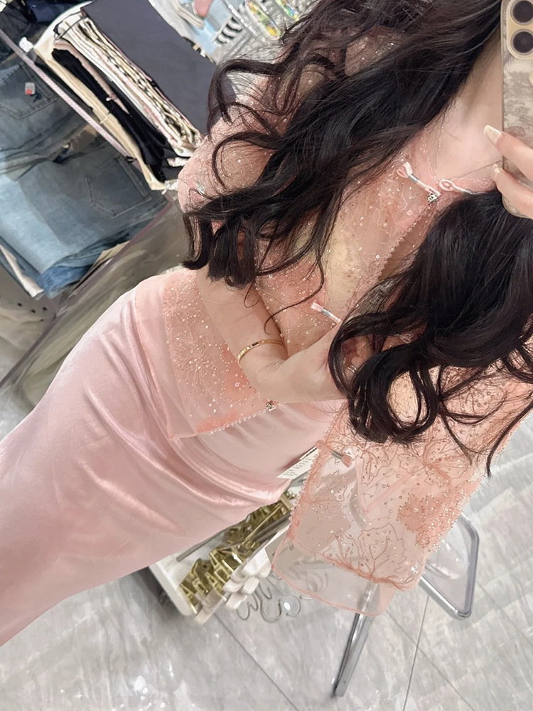 Áo thêu hoa acetate phong cách Trung Quốc mới mùa hè 2026, đính sequin và hạt cườm nặng — Áo màu hồng
