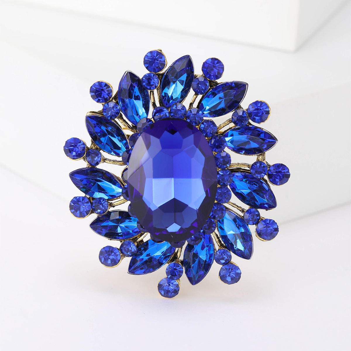 30g Weight Glass Inlay Material Brooches Classification Holiday Occasion Alloy Material Flower Pattern Women's Gender Inlay Design Simple Style Style Simple Style Pin Flower Alloy Inlay Glass Women's Brooches 5