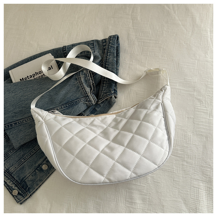 "Stylish large-capacity dumpling bag 2025 New trendy and fashionable niche single-shoulder bag, versatile and simple crossbody bag wholesale. undefined