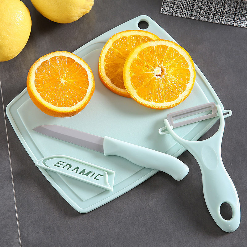 Scandinavian Plastic Cutting Board Three-Piece Set Convenient Kitchen Utensils Chopping Board Knife Outdoor Travel Kitchen Gift Paring Knife Set