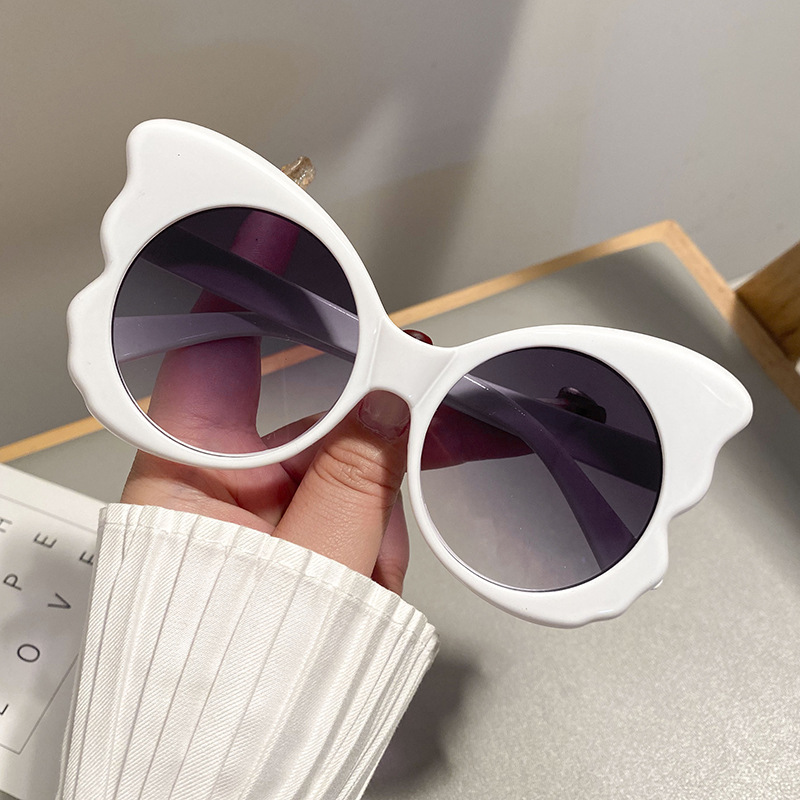 Caja grande en forma de mariposa Gafas de sol vintage modernas Gafas de sol punk de moda europea y americana