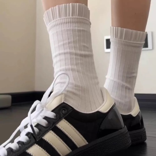 Spring and Autumn ballet-style pure desire lace socks JK white calf socks black mid-calf socks for girls vertical ribbed socks