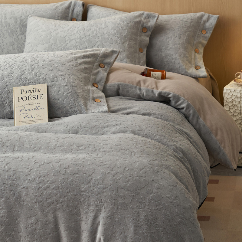 A clase doble cara engrosada cama de lana de leche de cuatro piezas de ropa de cama de invierno sábanas de lana de coral