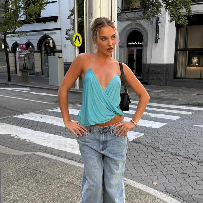 European and American 2026 Spring New Women's Fashion Sexy Slim Fit Elegant Solid Color Strap V-Neck Sleeveless Backless Trendy T-Shirt for Women