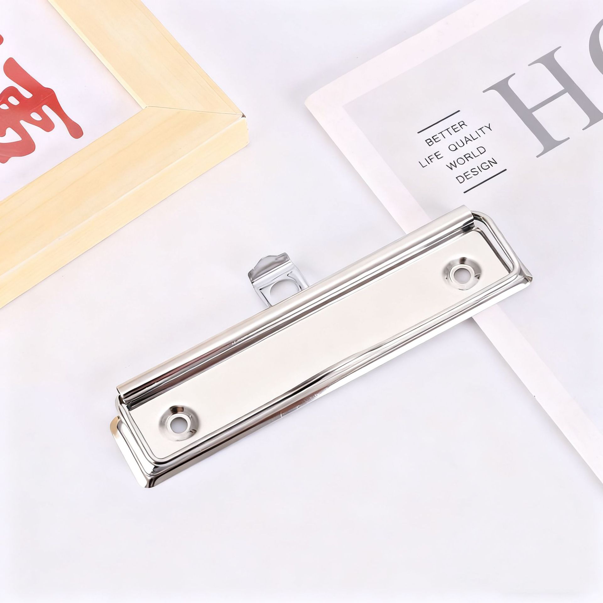 후크가 있는 12CM 광택
