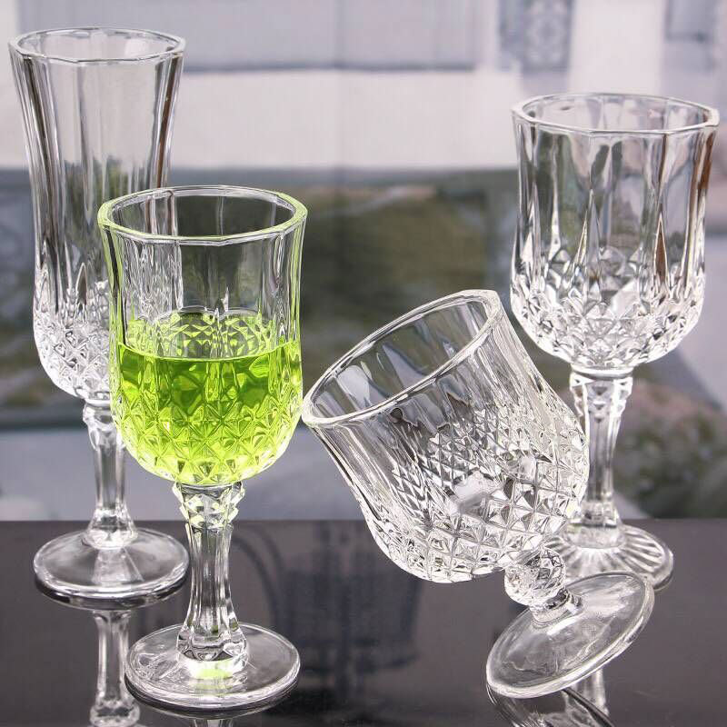 Glass wineglass for home use