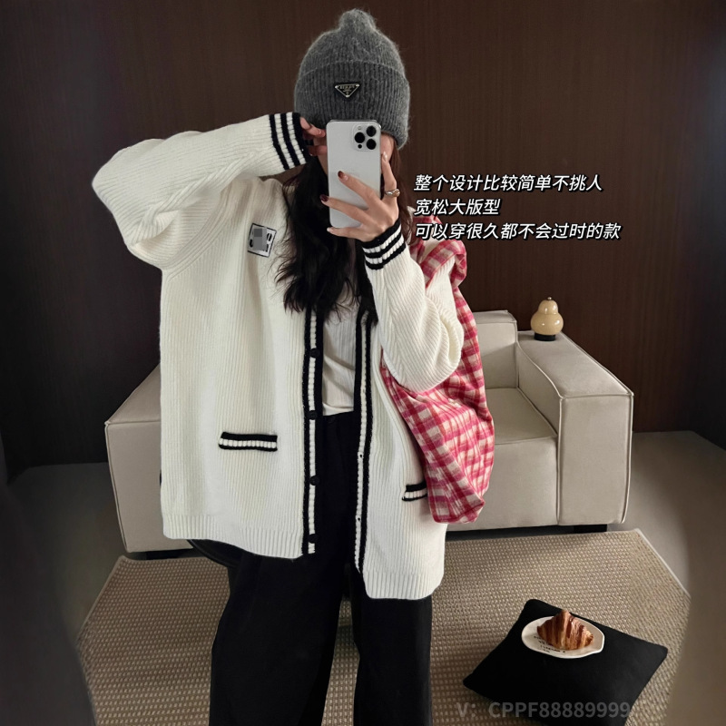 正确M潮牌秋冬新款韩系刺绣logo撞色减龄V领学院风中长款针织开衫|undefined