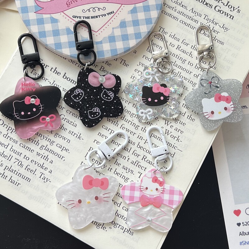 Color buckle I66 girl heart pink five-pointed star KT cat key chain ins Joker bag pendant couple gift wholesale