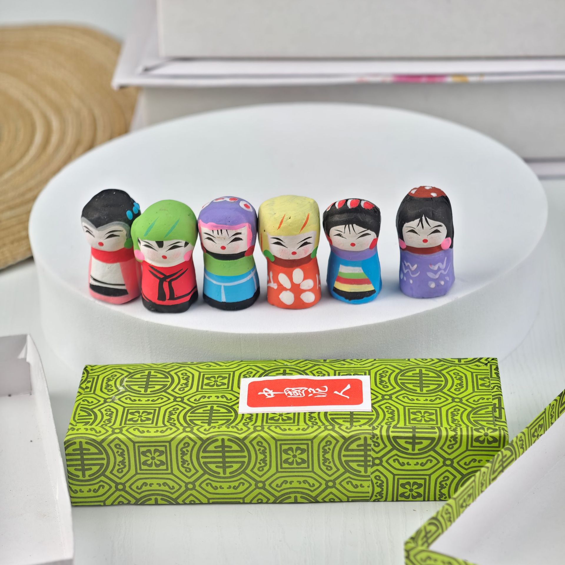 Creative 6 clay figurine doll ornaments wholesale folk painted crafts Chinese characteristics painted clay figurine small gifts