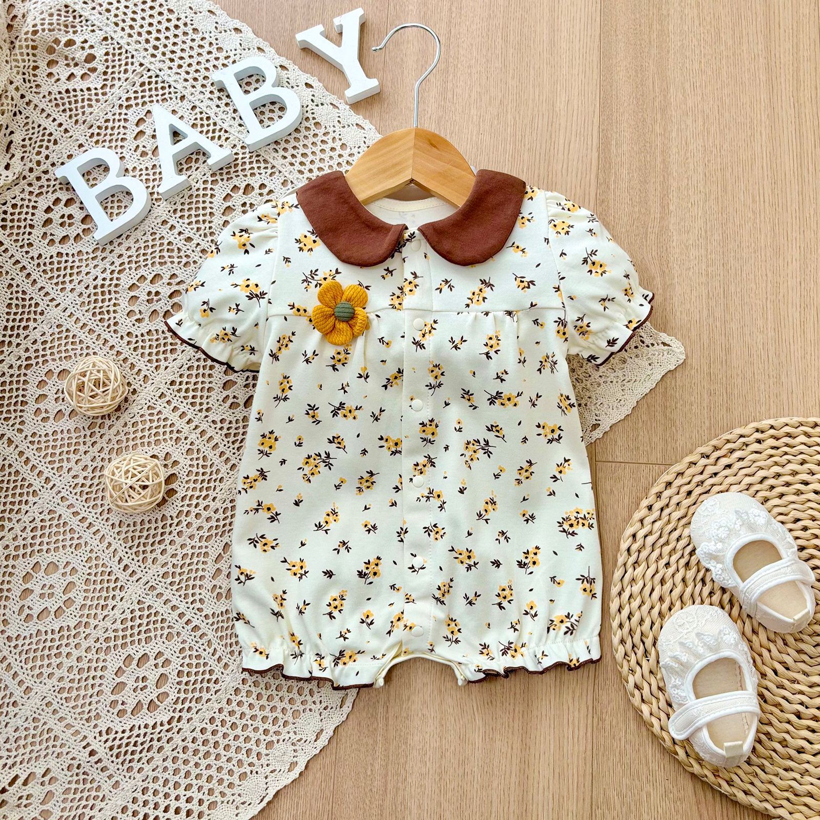 平角泡泡袖小碎花 -1