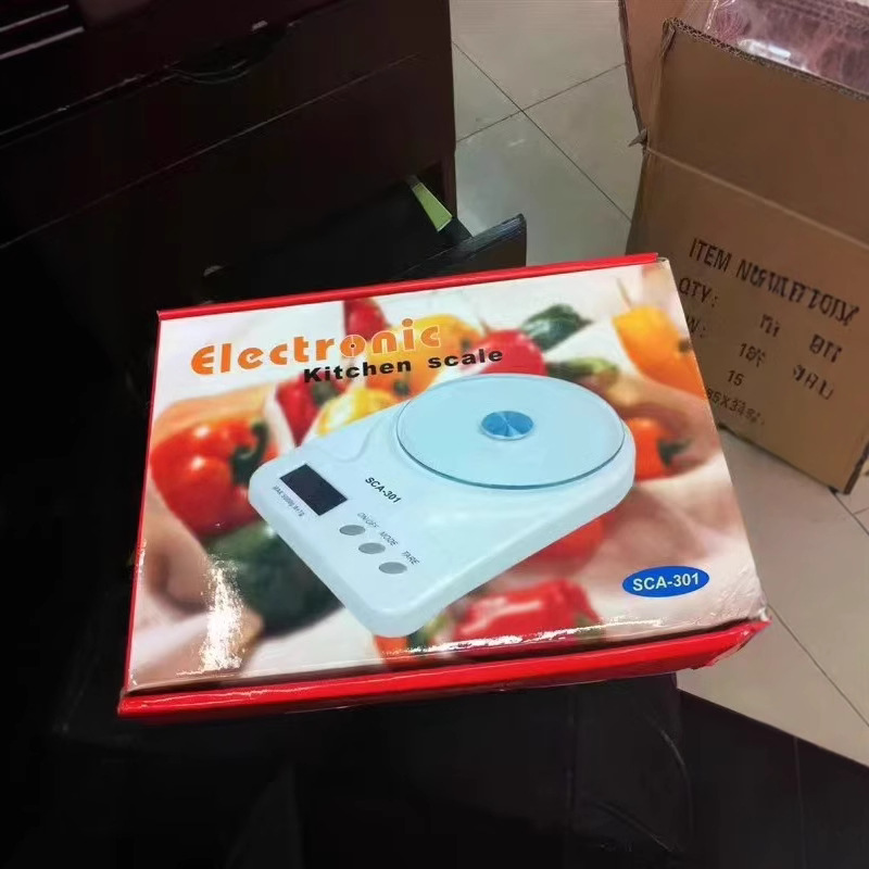 2025 Escala de cocina de vidrio Escala electrónica Escala de horneado Escala electrónica de cocina 7KG / 1G Blanco 301