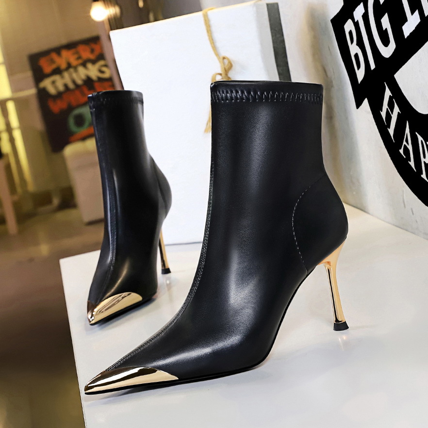 ShoeGlobe 319-11 European And American Style Winter Thin Super High Heel Women's Metal Pointed Iron Toe Fashion Short Boots_voghion.com