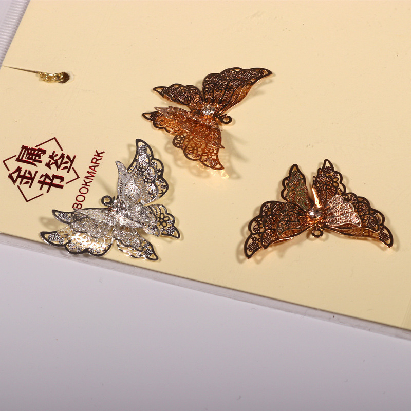 DIY Jewelry butterfly Corrosion Computer Chip 25*35mm three layers three-dimensional With drill butterfly Thickened paragraph parts wholesale