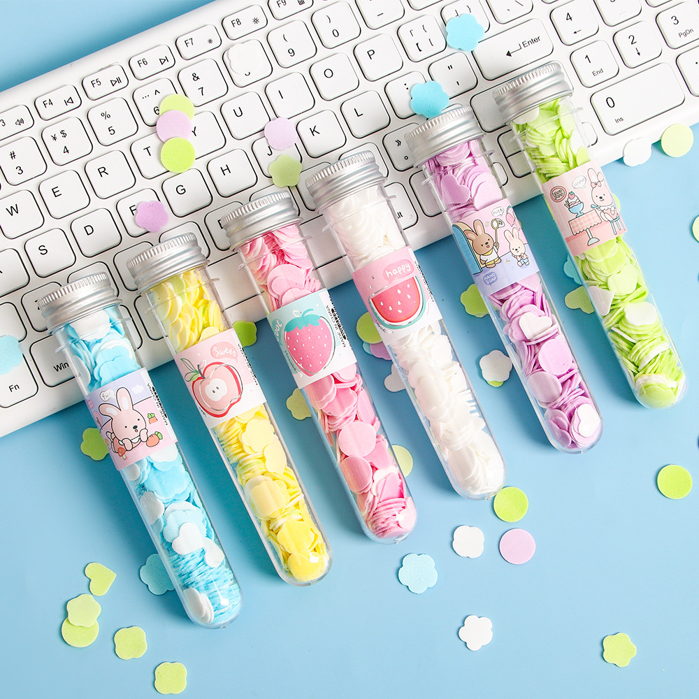 Una sola vez portátil al aire libre jabón de mano papel jabón de viaje tubo de ensayo para niños con pétalos de jabón