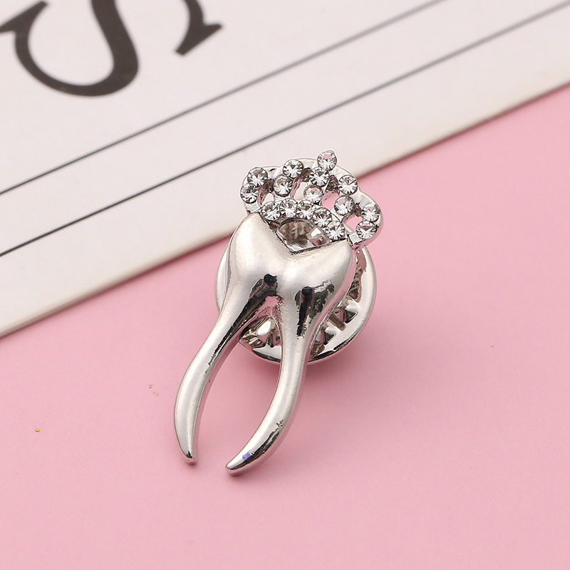 Broche Hueco de Corona Simple al Estilo Coreano para Mujer, Hebilla para Pañuelos de Seda Antitransparencia, Aleación con Estrás, Joyería de Ropa de Alta Gama, Mayorista