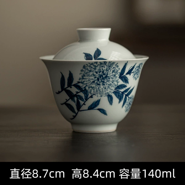 Ancient Green-Blue and White Hydrangea-Muyan Covered Bowl